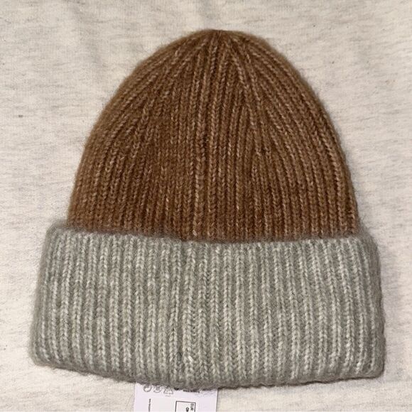 & Other Stories Ribbed Knit Color Block Beanie Hat in Brown & Light Green main image 4